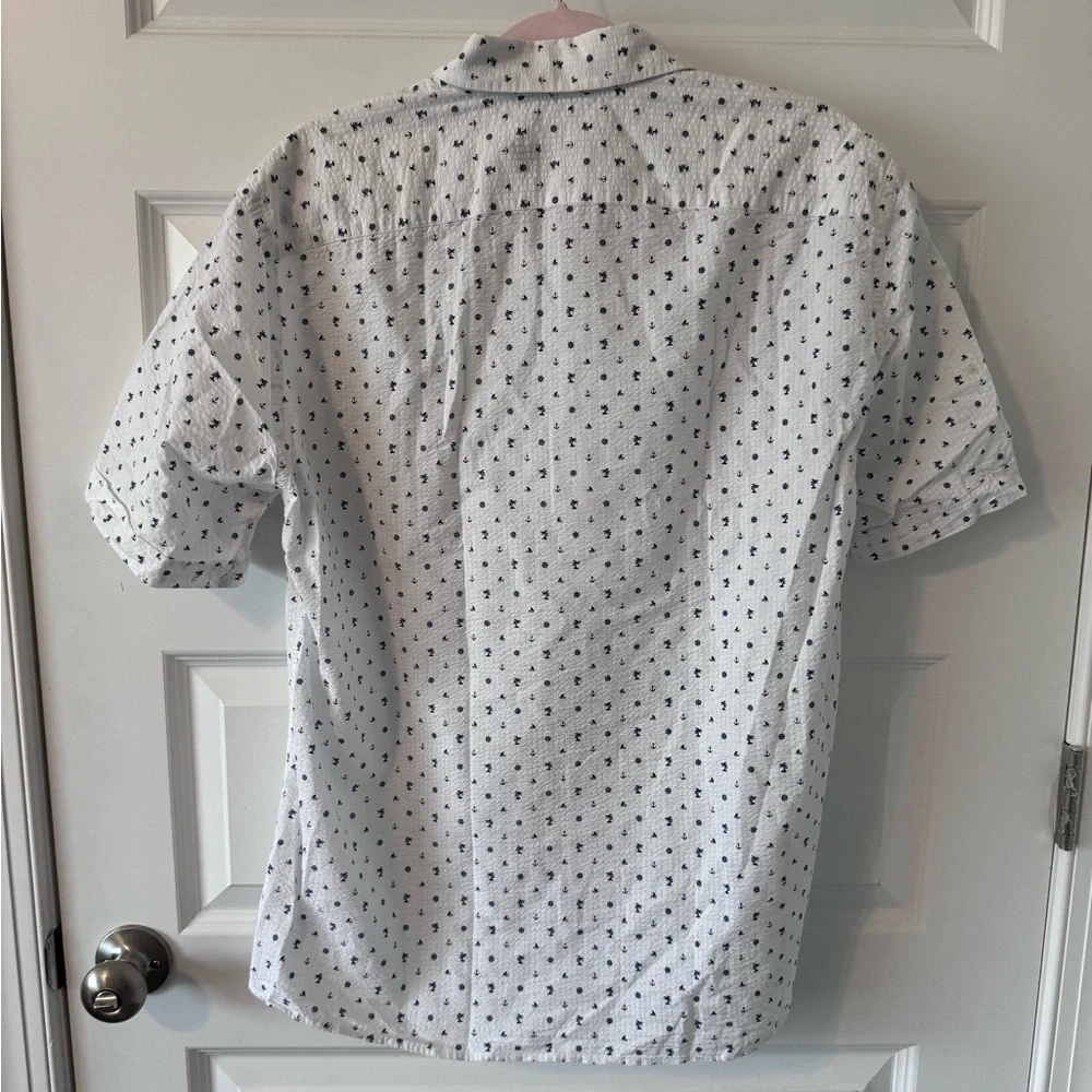 Benson Apparel Button down - Picture 2 of 3